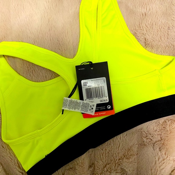 Nike racerback sports bra XS - Picture 2 of 2
